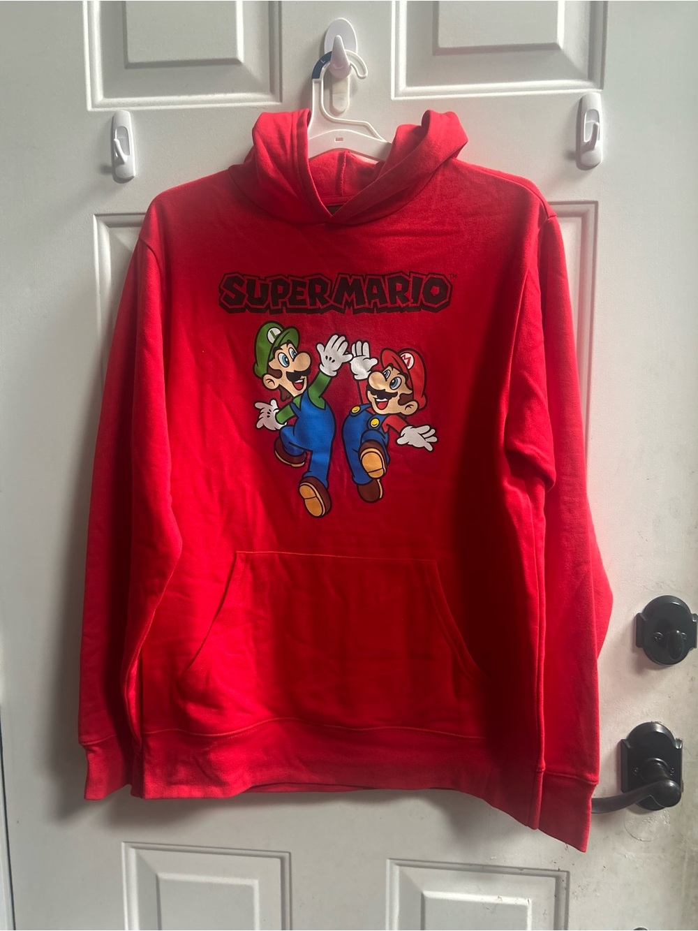 Nintendo Red Super Mario graphic Sweatshirt w/ hoodie Sz M